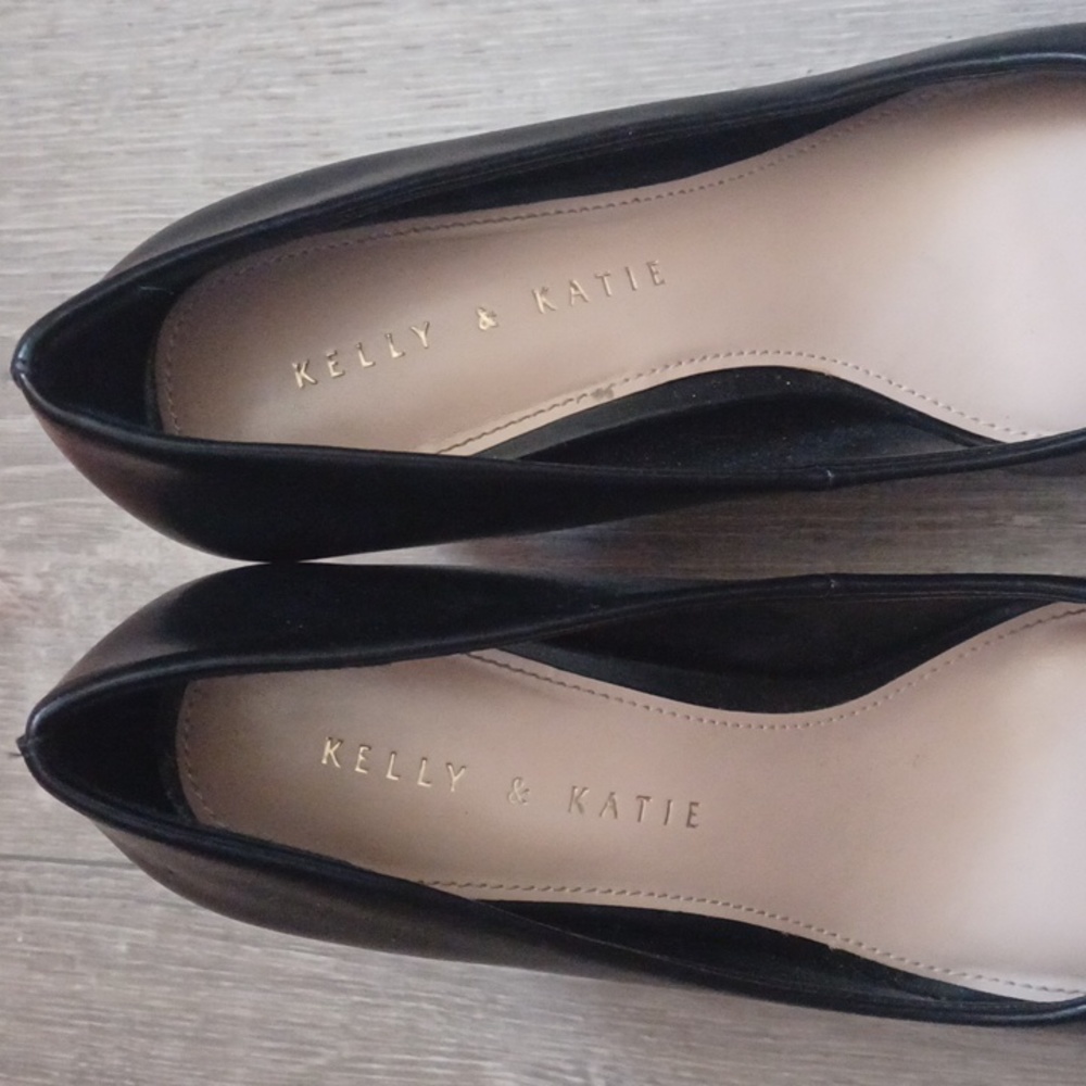 ❤️Kelly and Katie Black Pointed Heels, Office, Business Casual, Work Shoes - Picture 3 of 7